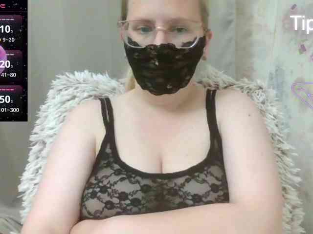 Lilithaa webcam