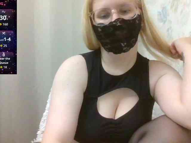 Lilithaa webcam