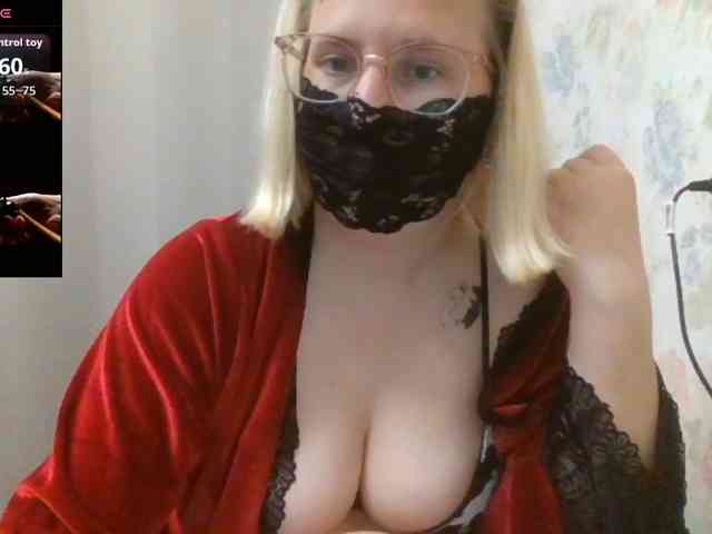 Lilithaa webcam