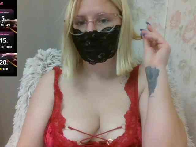Lilithaa webcam