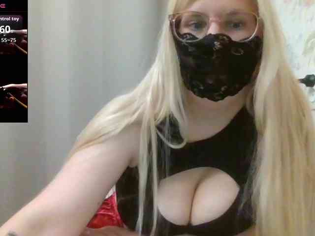 Lilithaa webcam