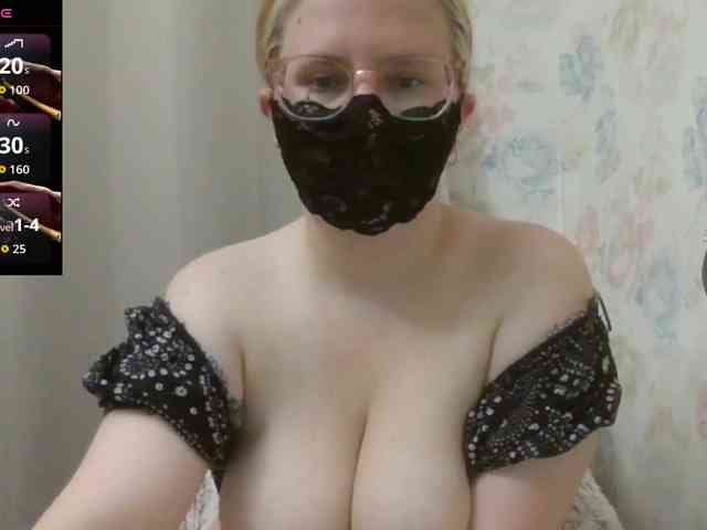 Lilithaa webcam
