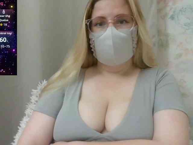 Lilithaa webcam