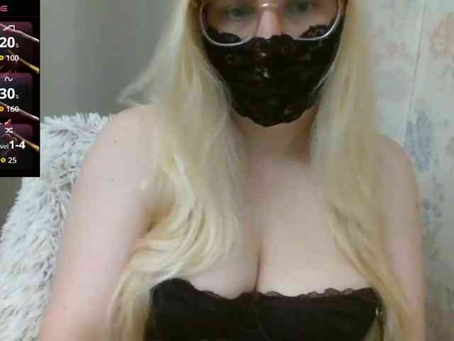 Lilithaa webcam