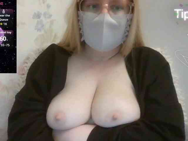 Lilithaa webcam