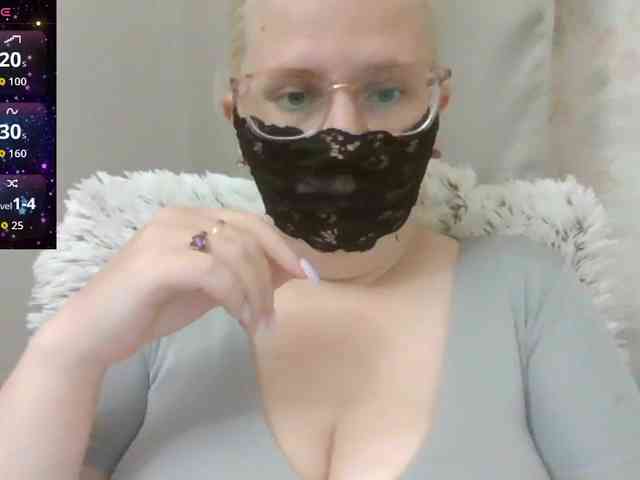 Lilithaa webcam