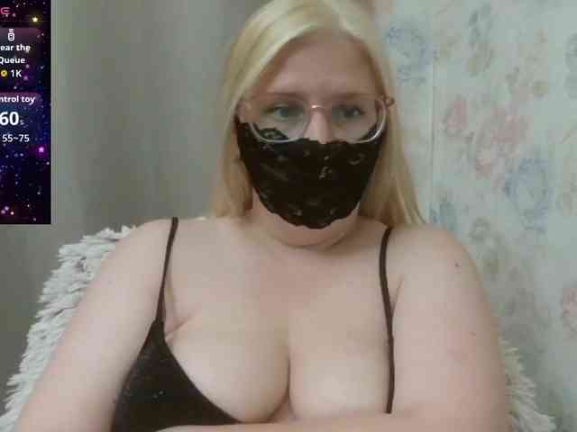 Lilithaa webcam