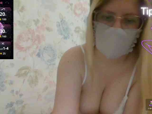 Lilithaa webcam