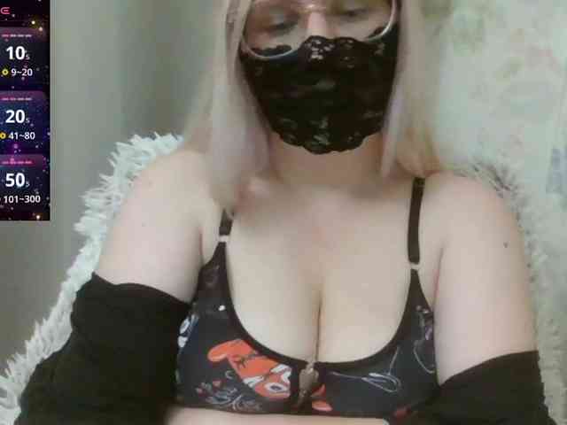 Lilithaa webcam