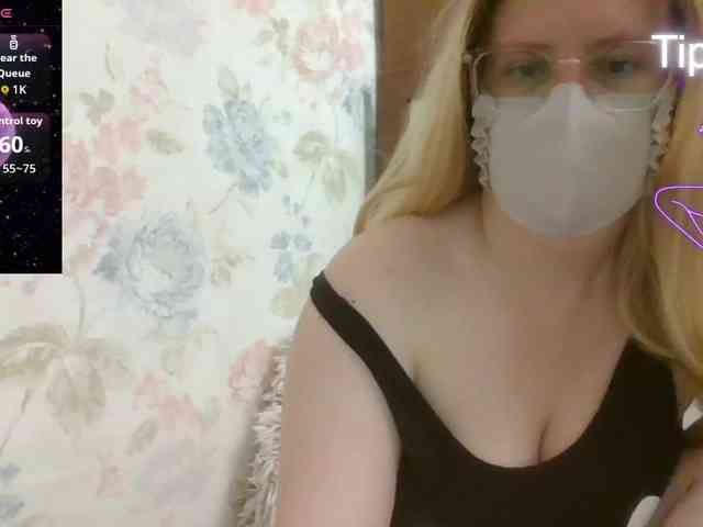 Lilithaa webcam