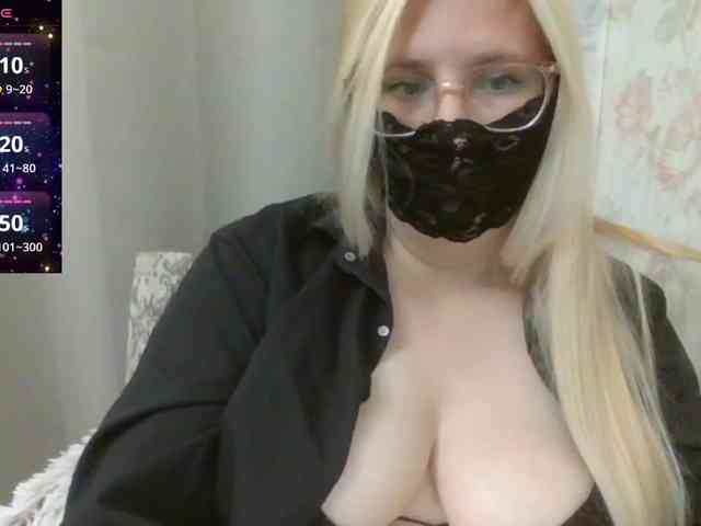 Lilithaa webcam