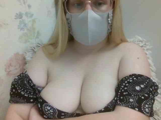 Lilithaa webcam