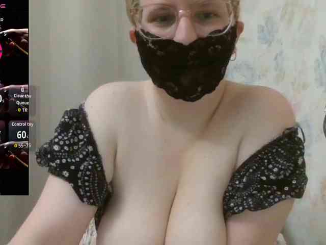 Lilithaa webcam