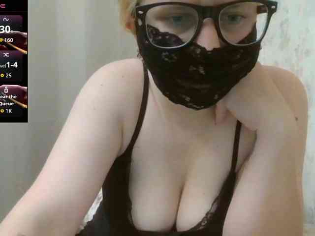 Lilithaa webcam
