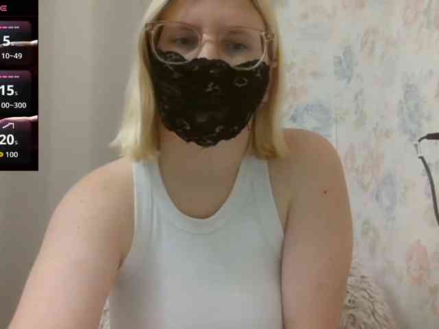 Lilithaa webcam