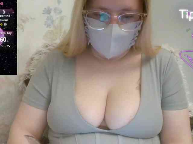 Lilithaa webcam