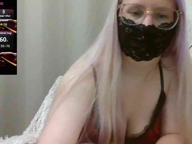 Lilithaa webcam