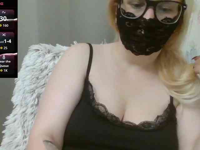 Lilithaa webcam