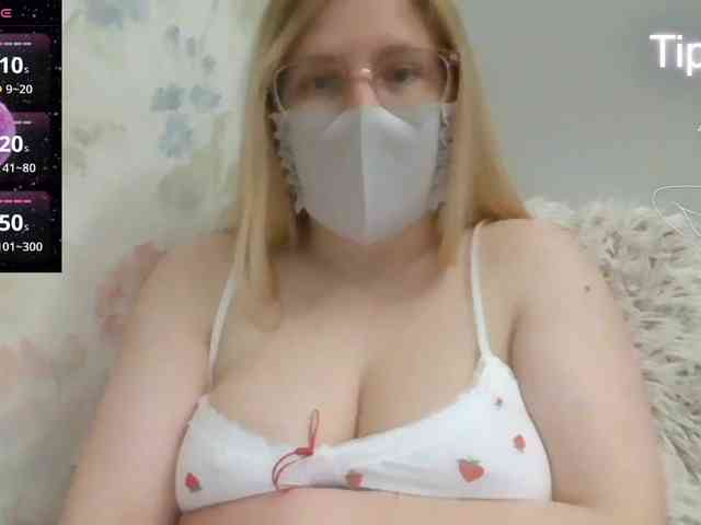 Lilithaa webcam