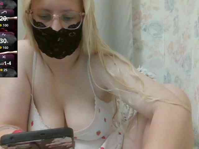 Lilithaa webcam