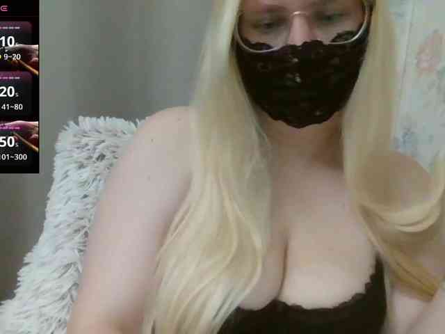 Lilithaa webcam