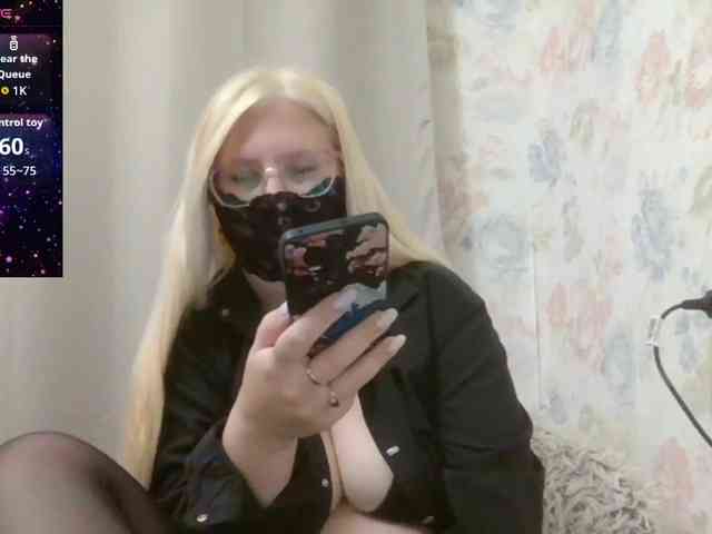 Lilithaa webcam