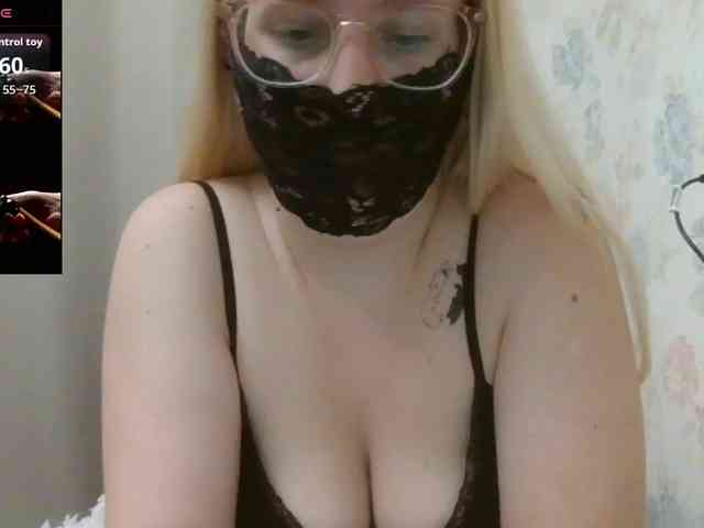 Lilithaa webcam