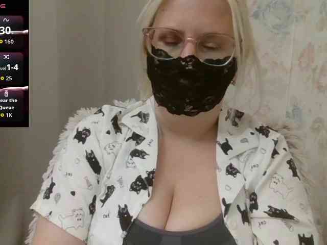 Lilithaa webcam