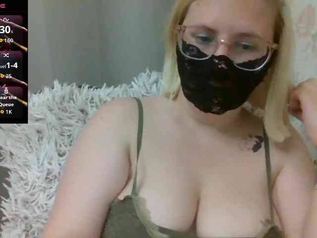 Lilithaa webcam
