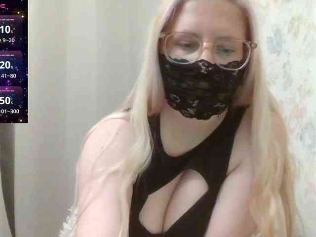 Lilithaa webcam