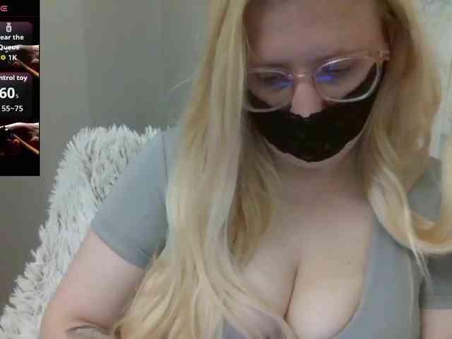 Lilithaa webcam