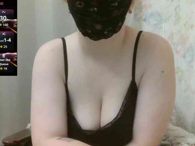 Lilithaa webcam