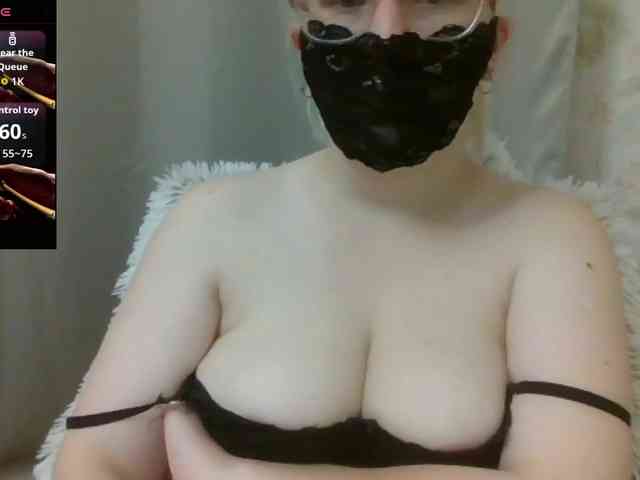 Lilithaa webcam