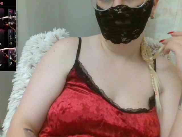 Lilithaa webcam
