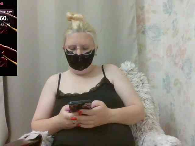 Lilithaa webcam