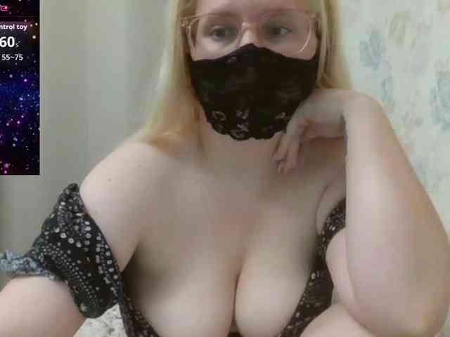 Lilithaa webcam