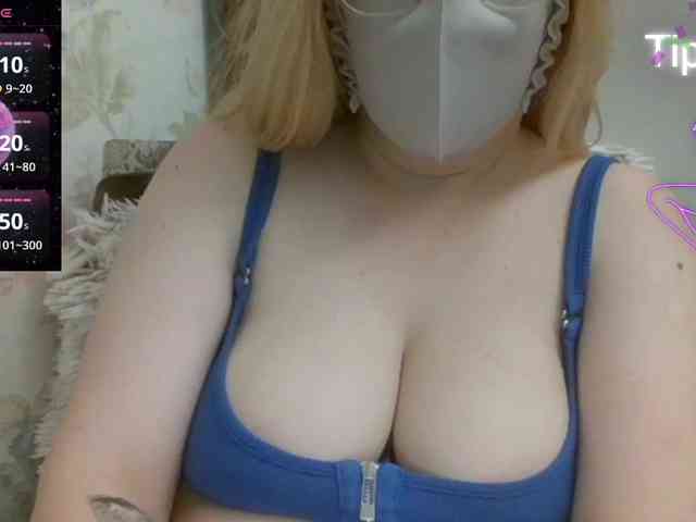 Lilithaa webcam