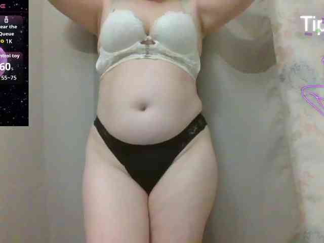 Lilithaa webcam