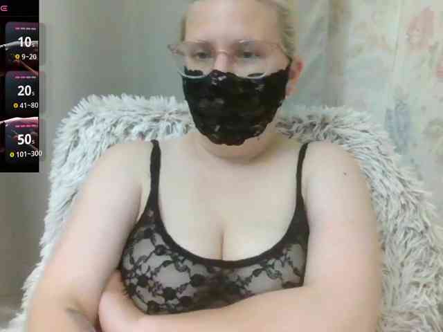 Lilithaa webcam