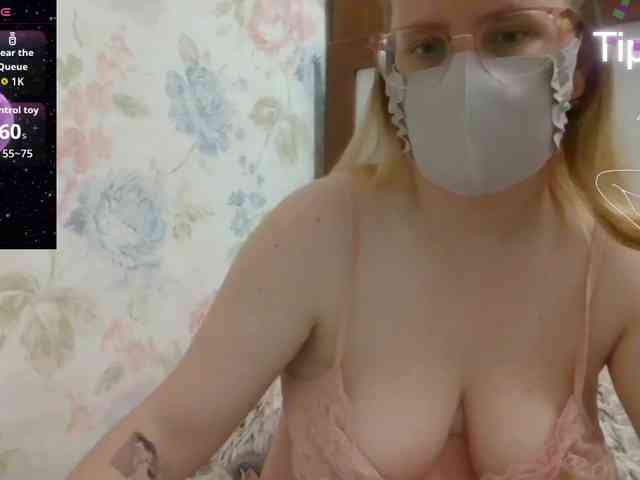 Lilithaa webcam