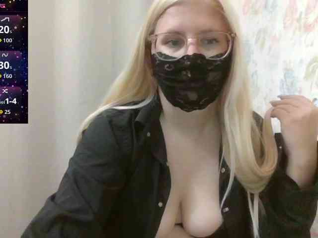 Lilithaa webcam