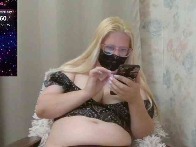 Lilithaa webcam