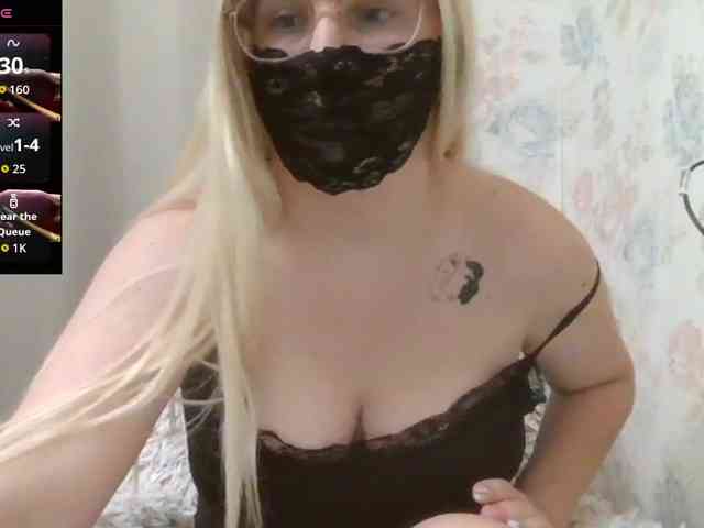 Lilithaa webcam