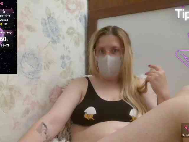 Lilithaa webcam