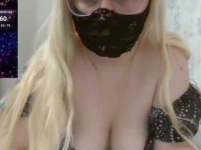 Lilithaa webcam