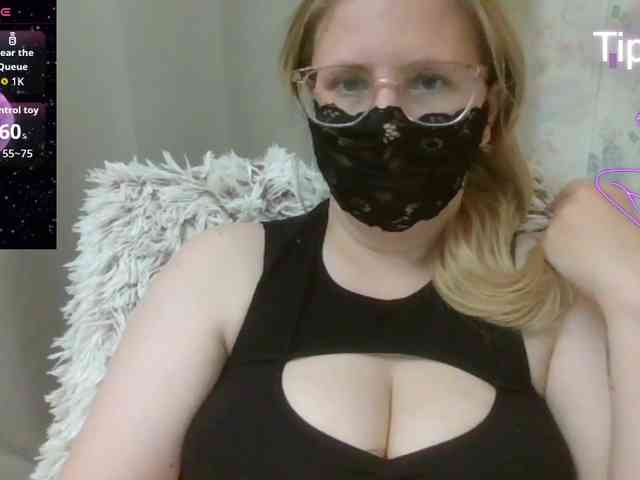 Lilithaa webcam