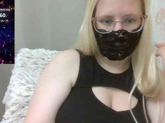 Lilithaa webcam