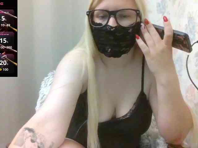 Lilithaa webcam