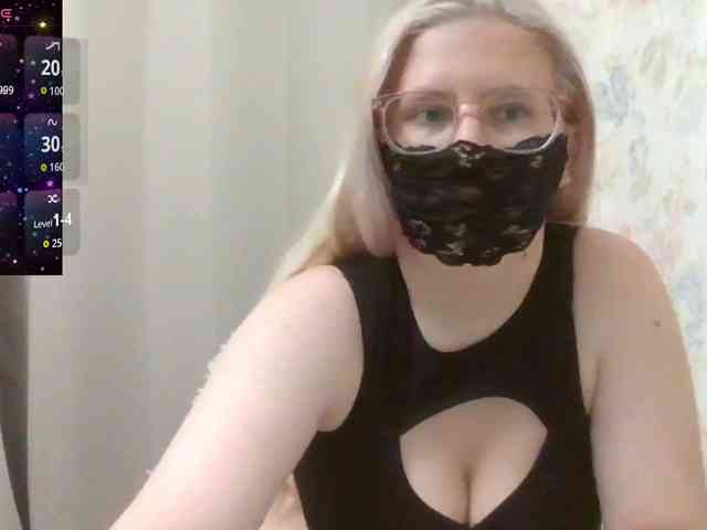 Lilithaa webcam