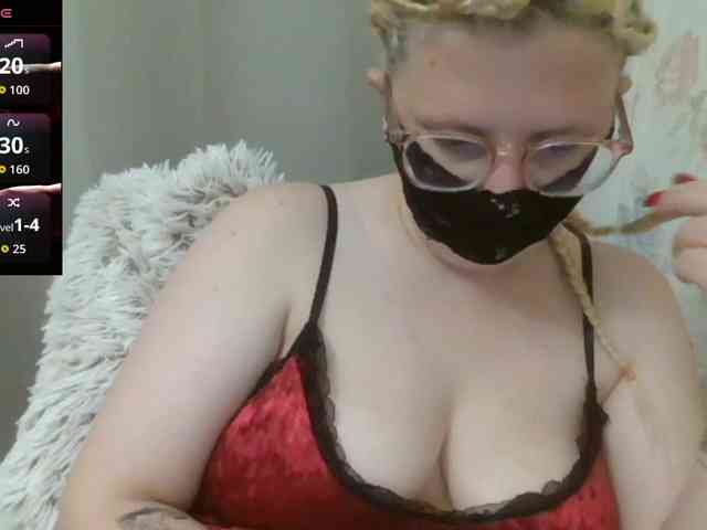 Lilithaa webcam